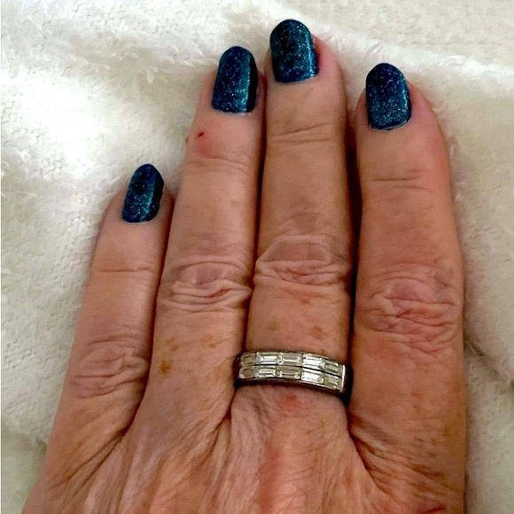 Swarovski Signed Eternity Baguette Ring | 8 | Rhodium | Elegant | Retired - Picture 6 of 6